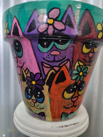 THE POT LADY HAND PAINTED POT DANDY CATS
