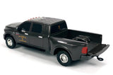 BIG COUNTRY TOYS - YELLOWSTONE COLLECTABLE - JOHN DUTTON RAM TRUCK - 800
