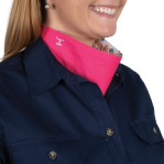 JUST COUNTRY WOMENS CARLEE DOUBLE SIDED SCARF WHITE LLAMAS HOT PINK [SZ:OS]